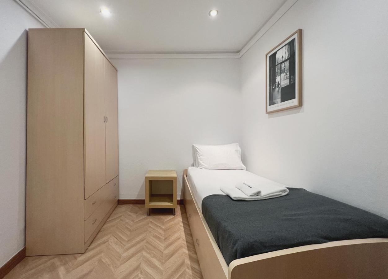 Stay U-Nique Apartments Calabria Barcelona Eksteriør bilde